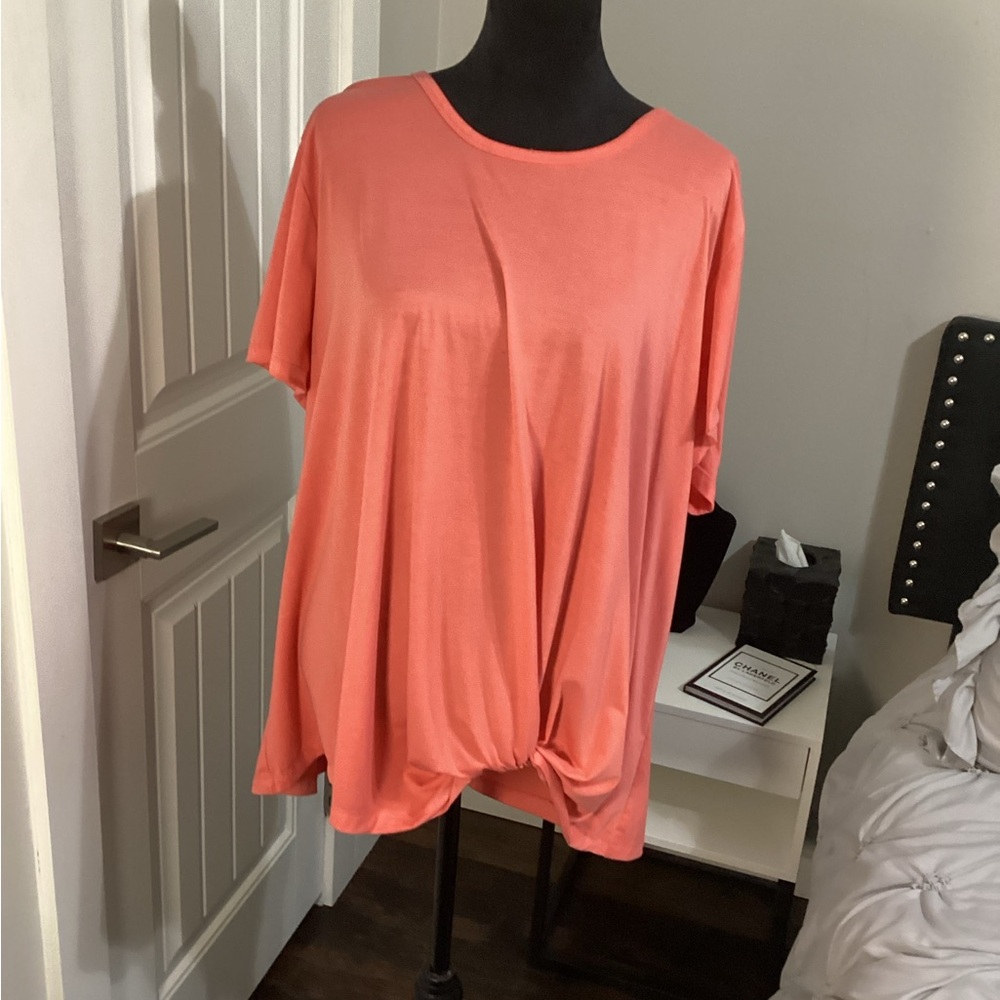 GUC - Cato Live Well Athleisure - Coral Twist Front Top - Size 22/24w!!